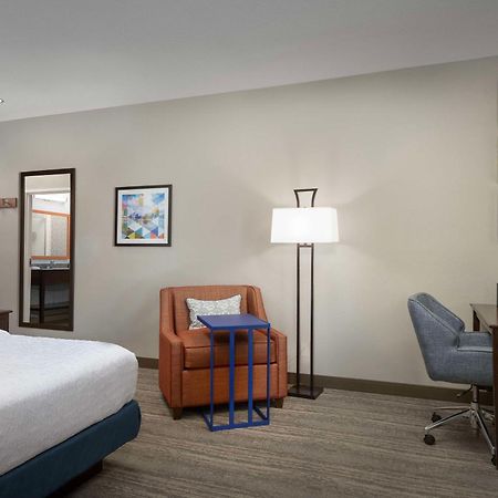 Hampton Inn & Suites Huntsville Research Park Area Экстерьер фото