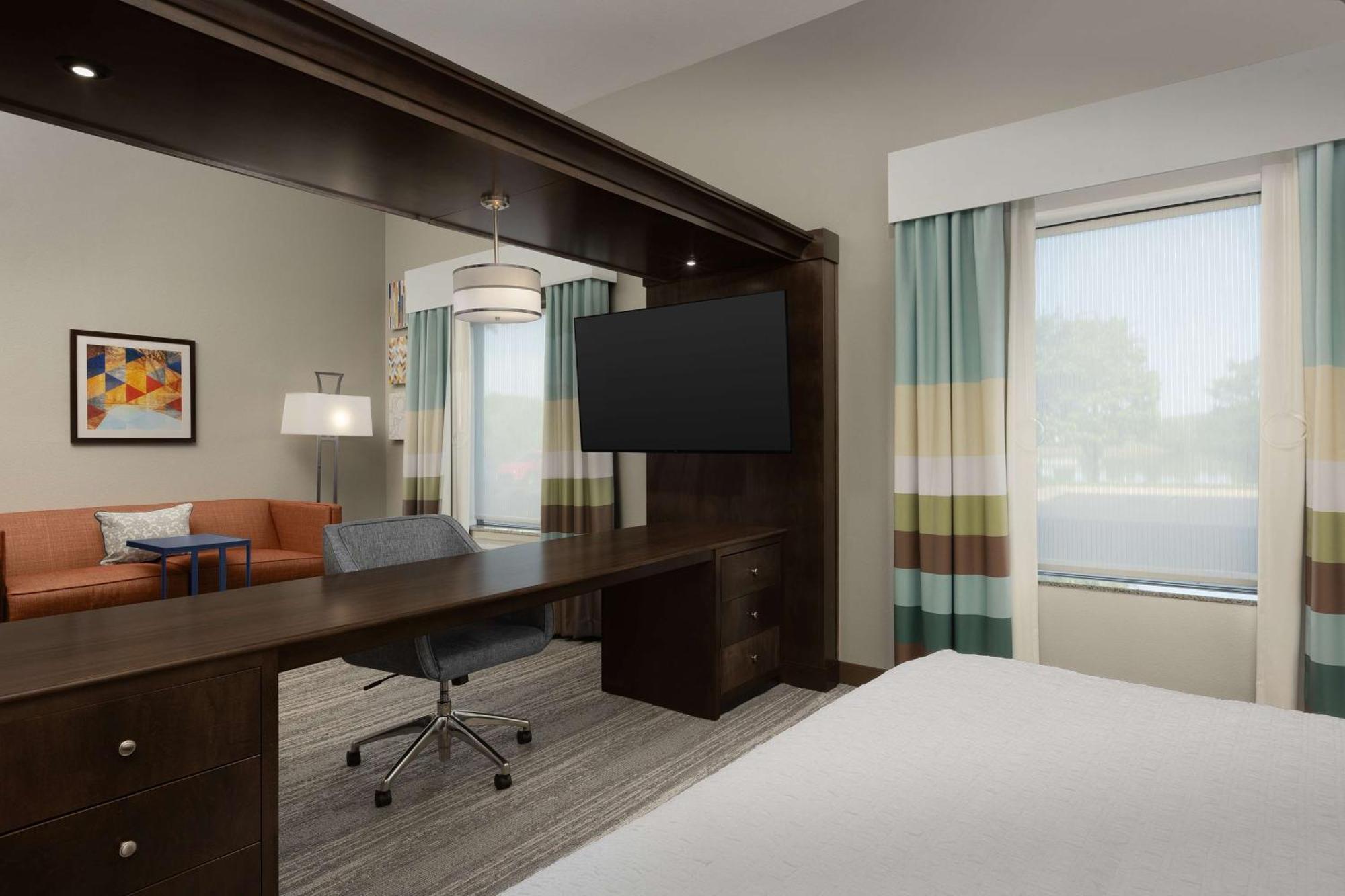 Hampton Inn & Suites Huntsville Research Park Area Экстерьер фото