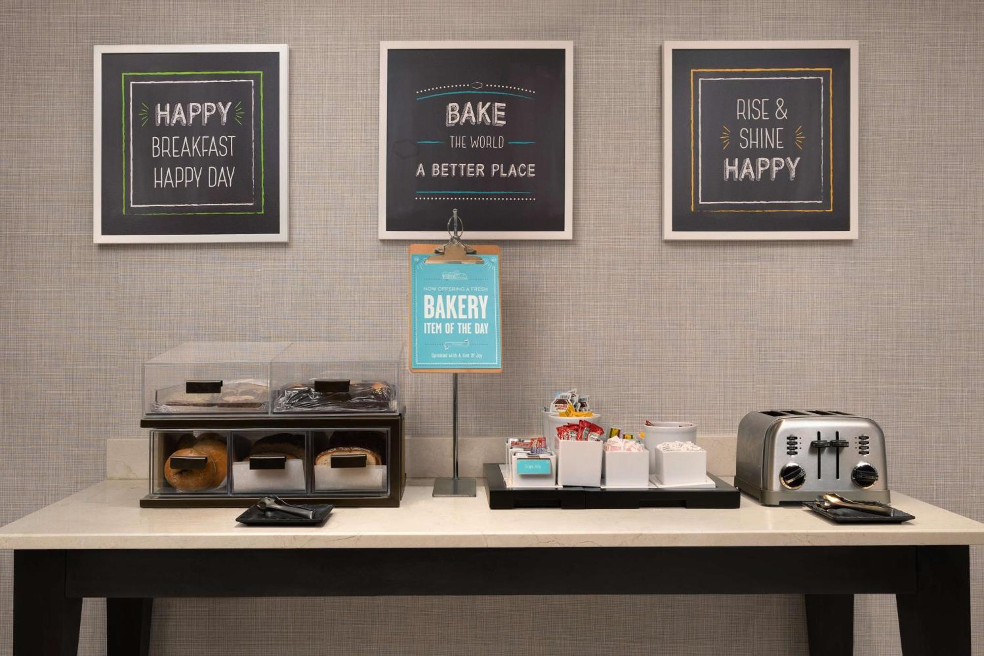 Hampton Inn & Suites Huntsville Research Park Area Экстерьер фото